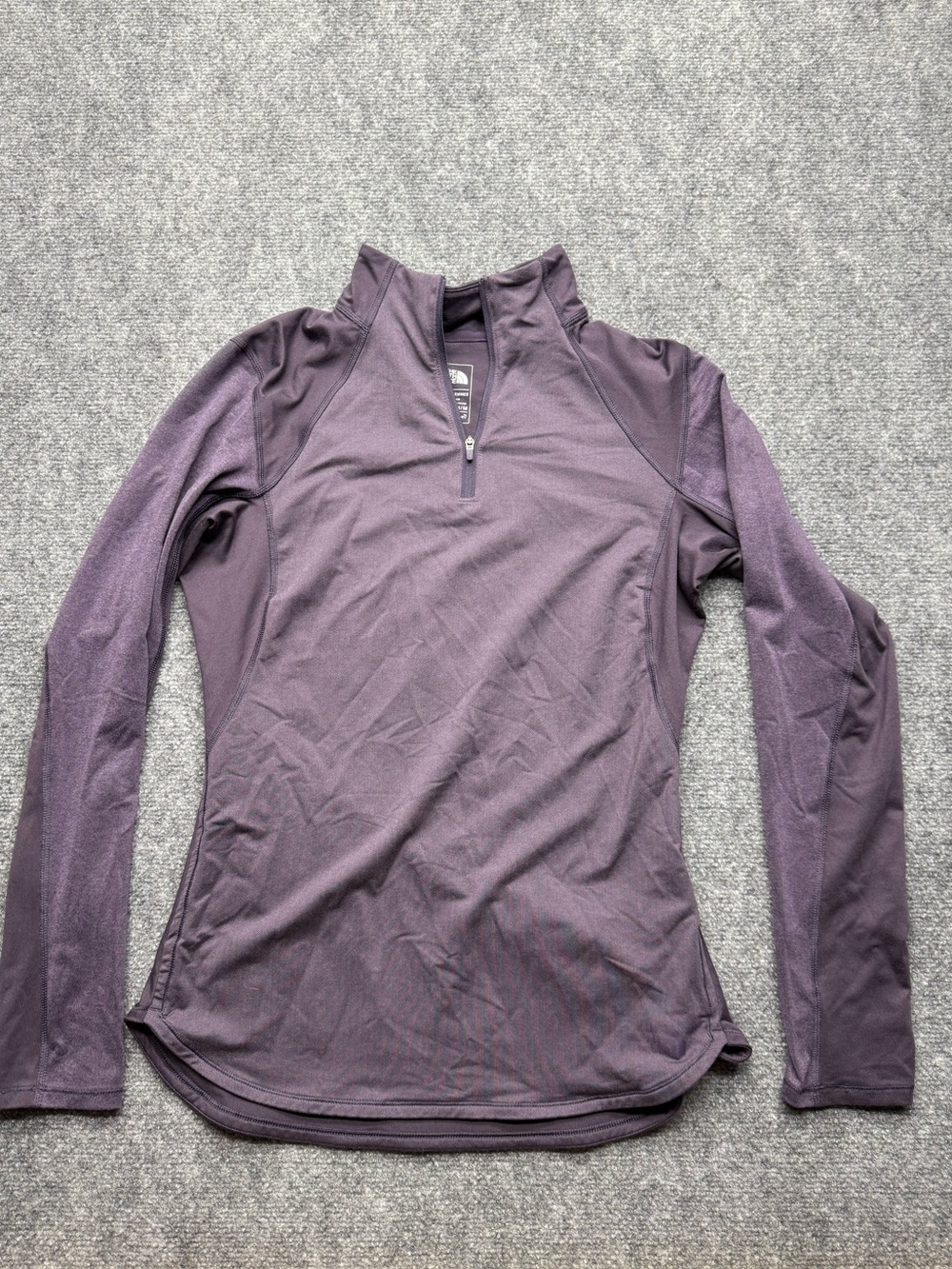 The North Face women's Medium Flashdry Purple Quarter-Zip Performance Top
